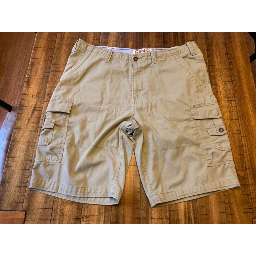 G&M rugged and washed out sz 40 cargo khaki shorts mens